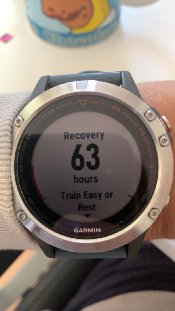 Garmin al polso con tempo di recupero di 63 ore